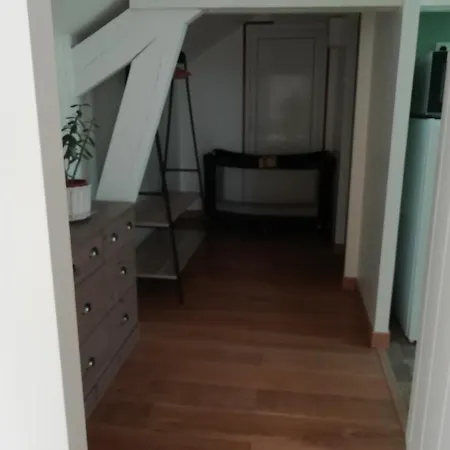 Etage à La Ferme Indépendant Avec Piscine Intérieure Privative