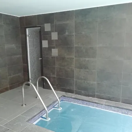 Apartment Le Gite Du Chtihameau Avec Piscine Interieure Privative, Selon Date Bassee